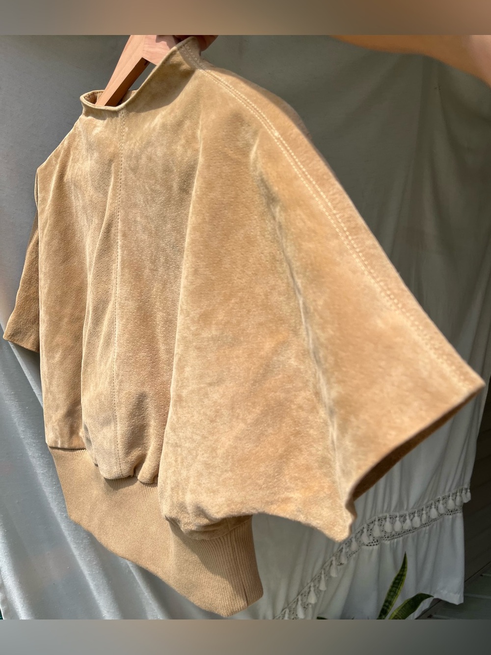 Zara Suede Leather Top High Neck Short Sleeves Snap Button Closure Beige Medium - Picture 11 of 16